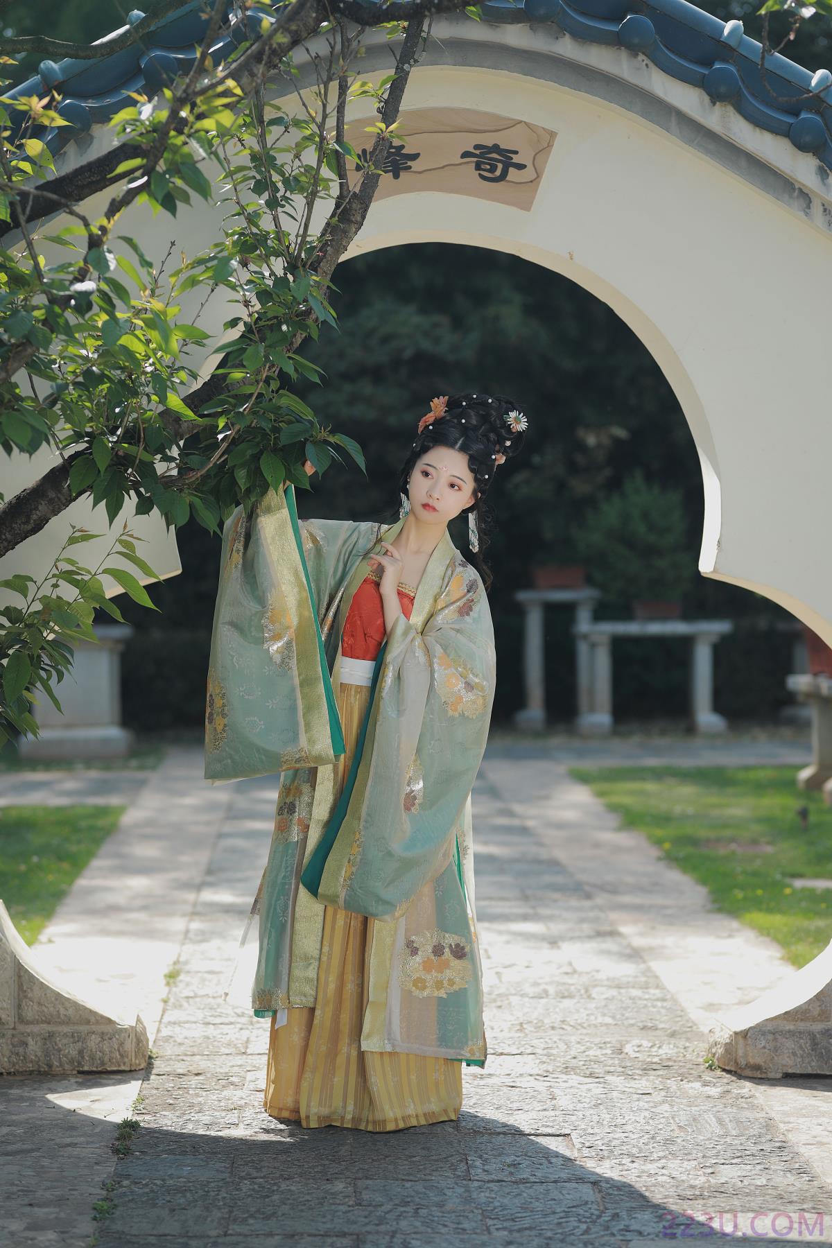只此青绿 – 21P – 摄影：阿录- – 模特：一固美撇捺 - 福利组