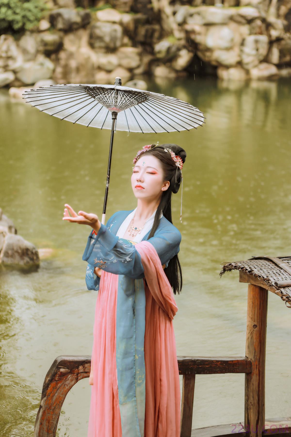 晚风庭院 – 26P – 摄影：SS尚轩 – 模特：陌夕 - 福利组