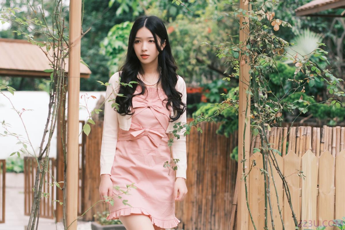 你的花园 – 18P – 摄影：裕奇学长 – 模特：欣怡 - 福利组