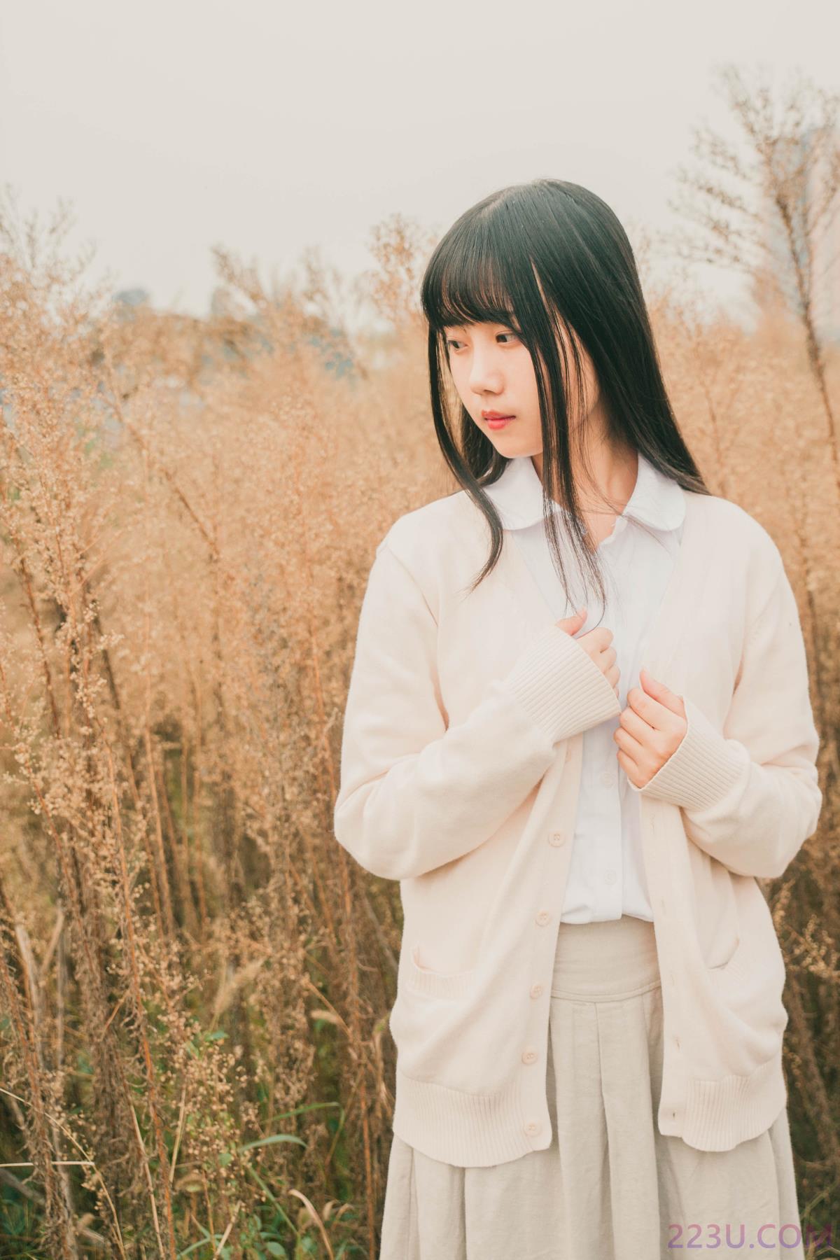 秋实 – 19P – 摄影：裕奇学长 – 模特：紫卿 - 福利组