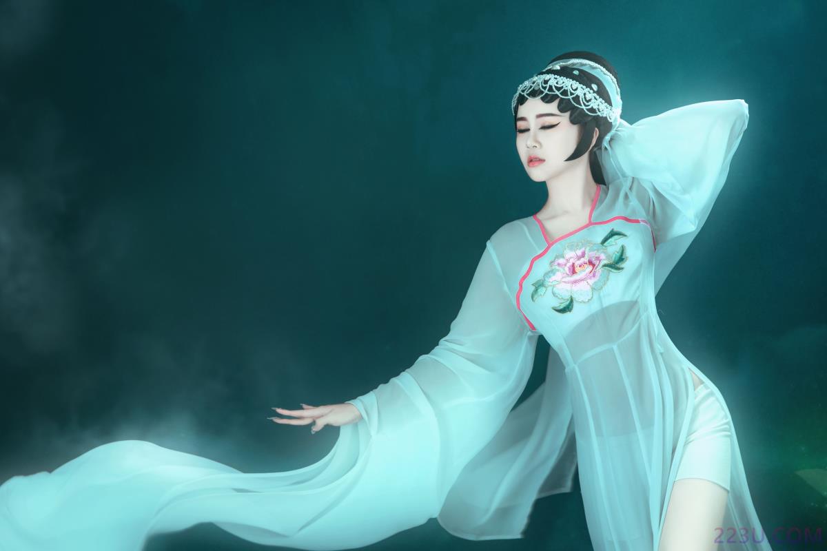 晴雨后 – 20P – 摄影：@鹏叔 – 模特：甜宝 - 福利组