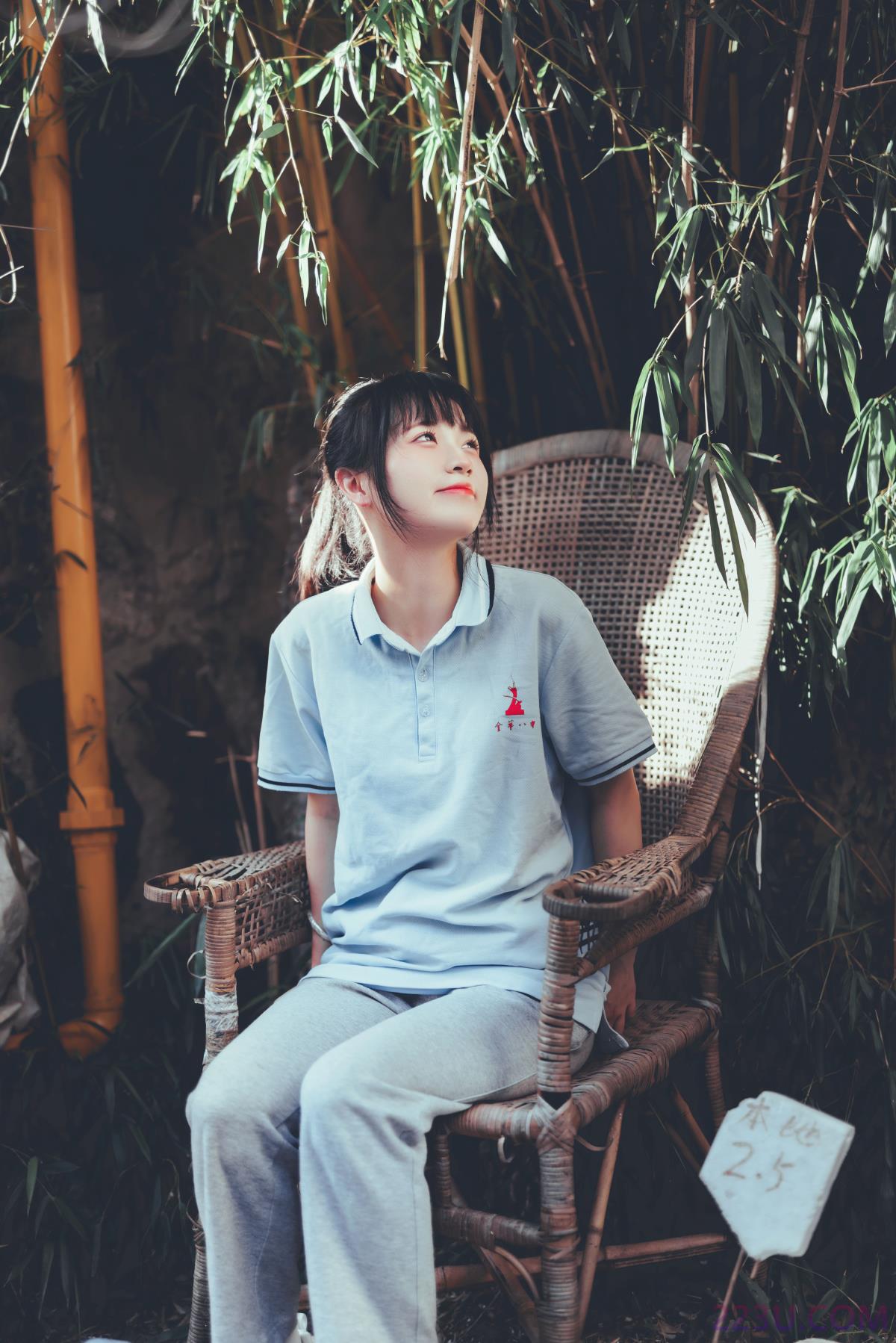 校服少女 – 28P – 摄影：西瓜呆毛汪 – 模特：肥宅糖糖子 - 福利组