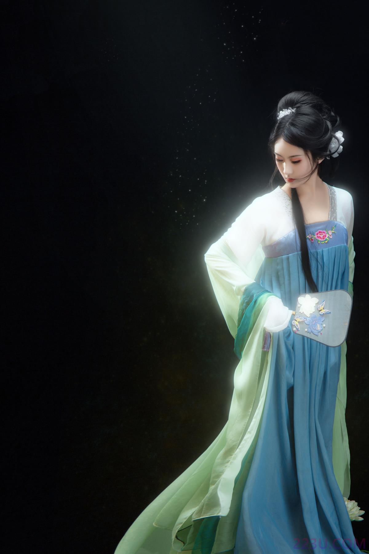 芰荷香 – 20P – 摄影：@鹏叔 – 模特：妮妮 - 福利组