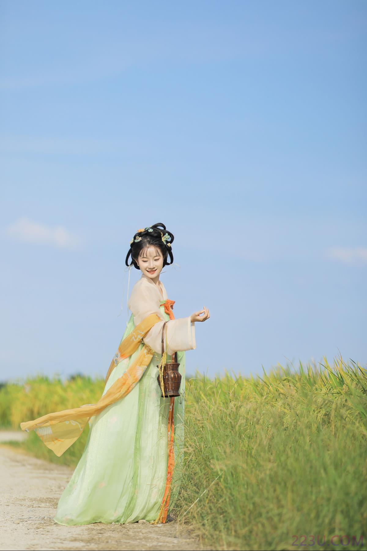 稻香 – 19P – 摄影：沉诗思 – 模特：莹莹 - 福利组