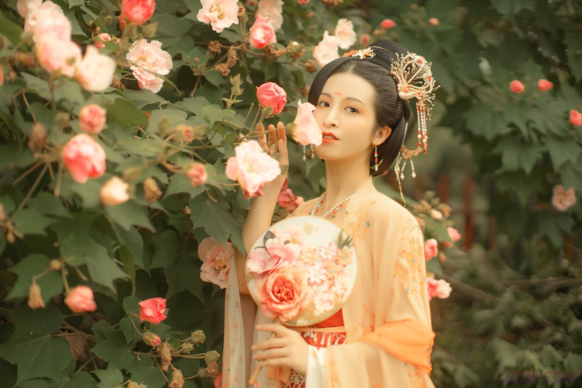 芙蓉词 – 36P – 摄影：摄影师不可说 – 模特：修水凝花 - 福利组