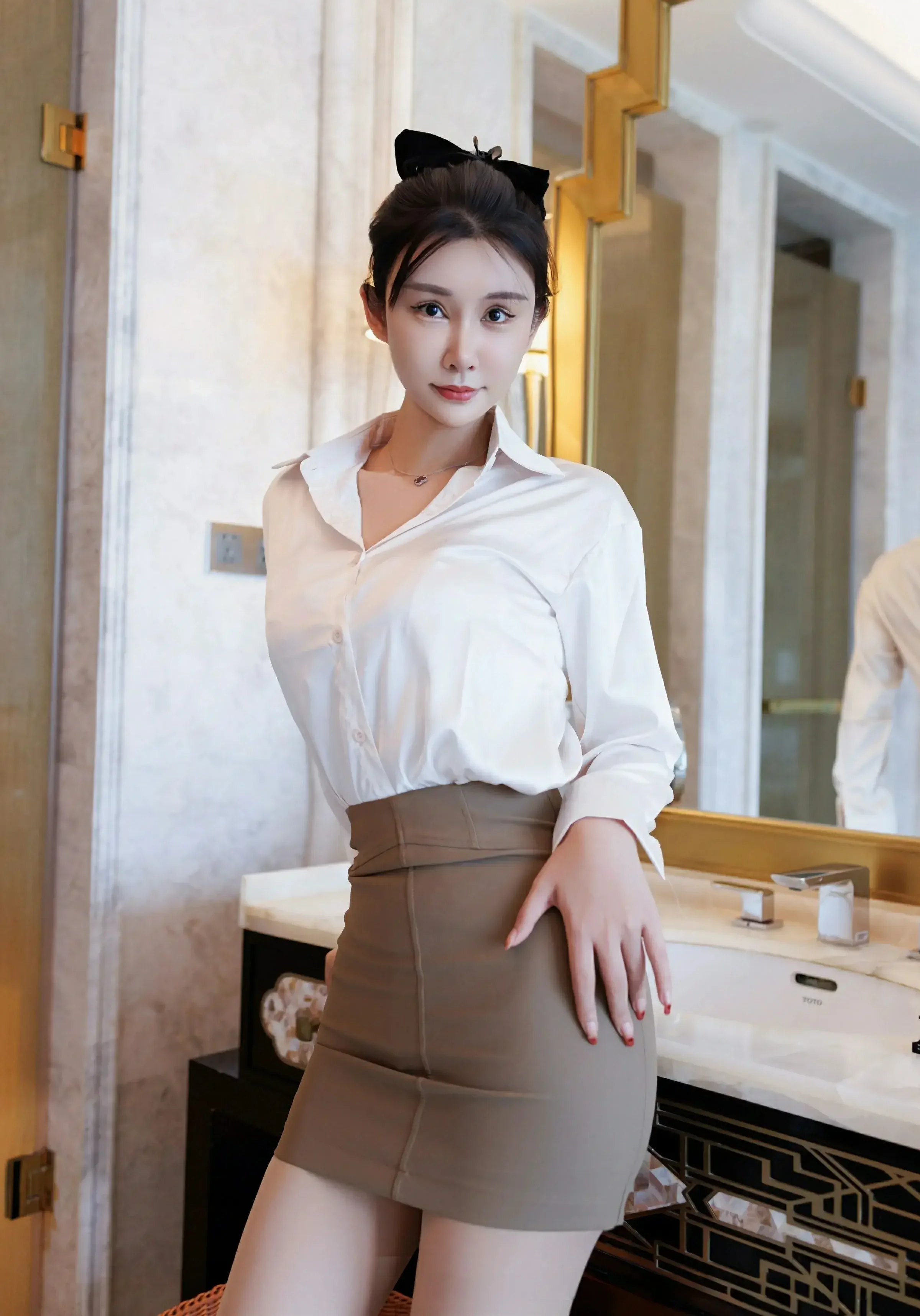 秀人网 No.10543 艺艺yiyi [49P]|图集秀