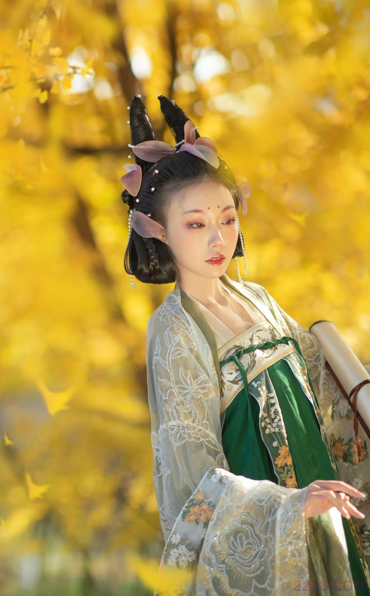 秋 – 18P – 摄影：莓兮MAY – 模特：一只懒含含 - 福利组
