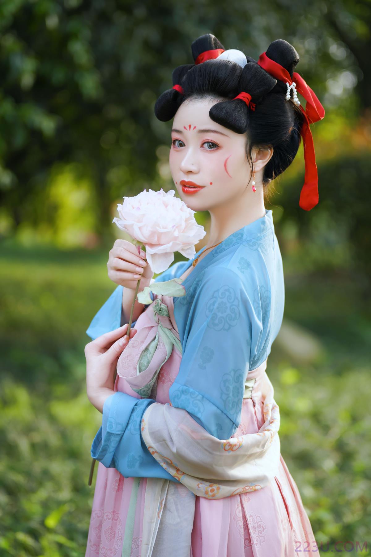 春日宴 – 30P – 摄影：笑格格 – 模特：笑格格 - 福利组