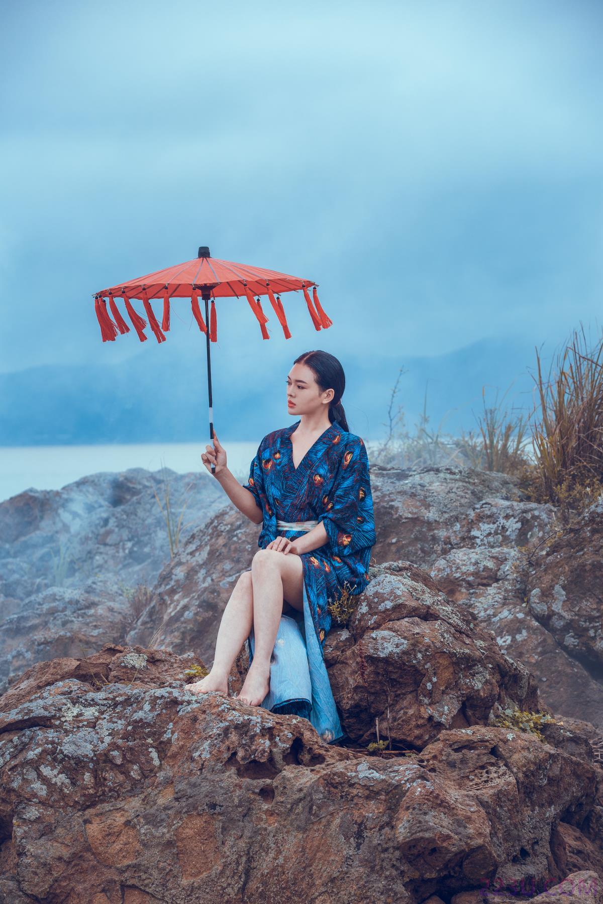 一念成思 – 36P – 摄影：龍叔 – 模特：陽兒 - 福利组