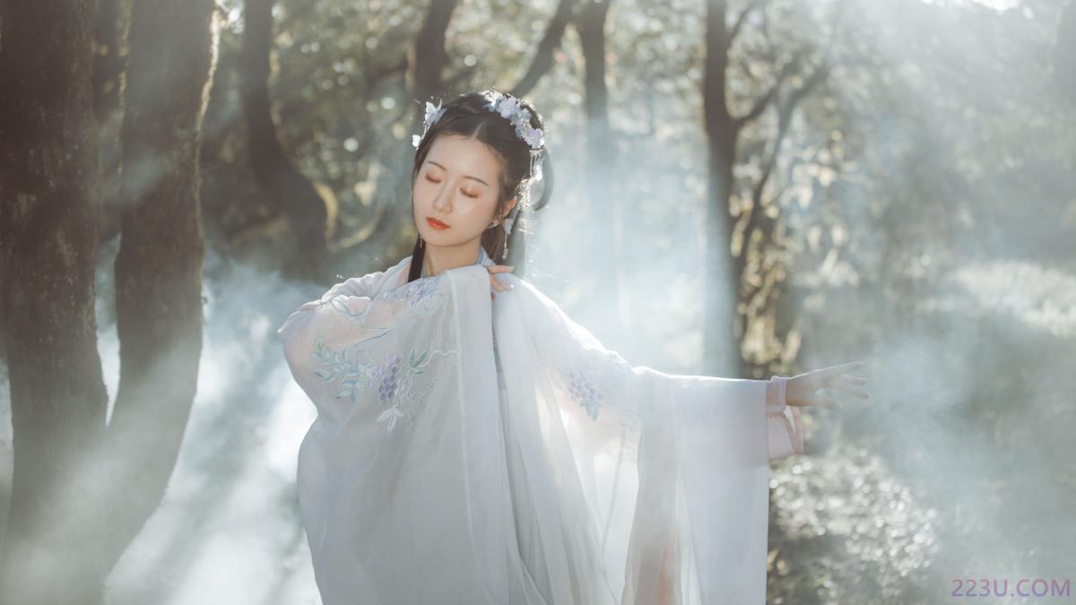 神女赋 – 24P – 摄影：米木兮 – 模特：粥米饭 - 福利组