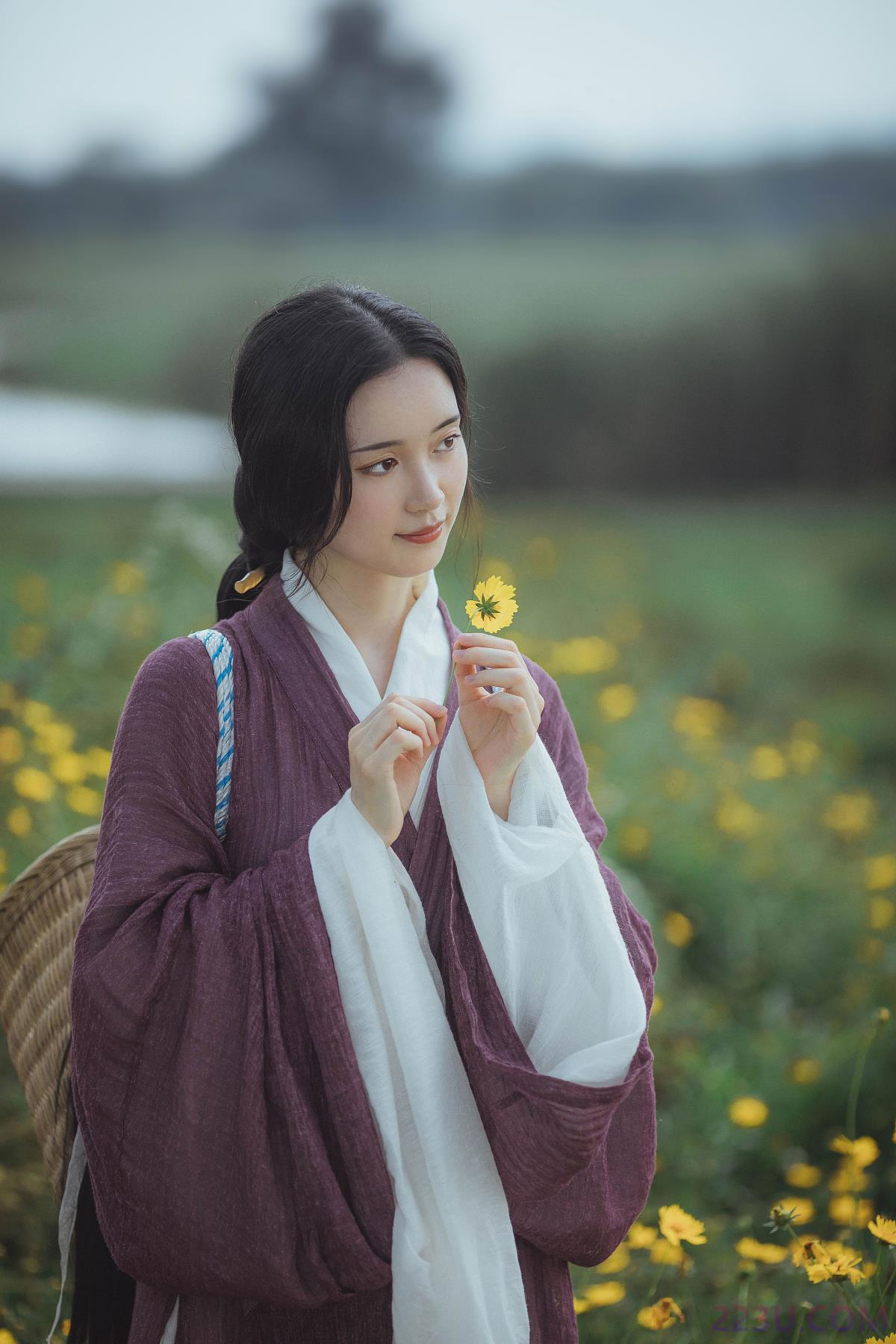 投我以桃 – 23P – 摄影：从暮暮 – 模特：小猪 - 福利组