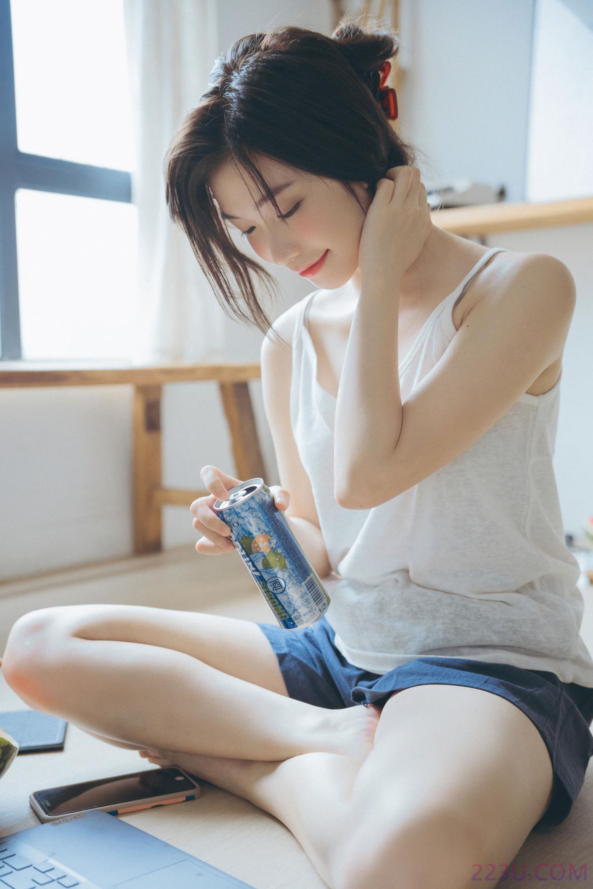 在家摆烂的时光 – 33P – 摄影：西瓜呆毛汪 – 模特：诚信肥宅seiya - 福利组