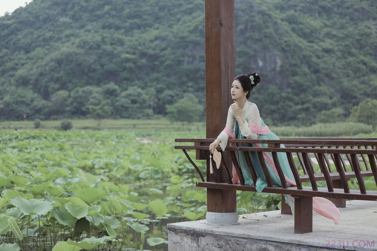 无穷碧 – 20P – 摄影：沉诗思 – 模特：萍萍 - 福利组