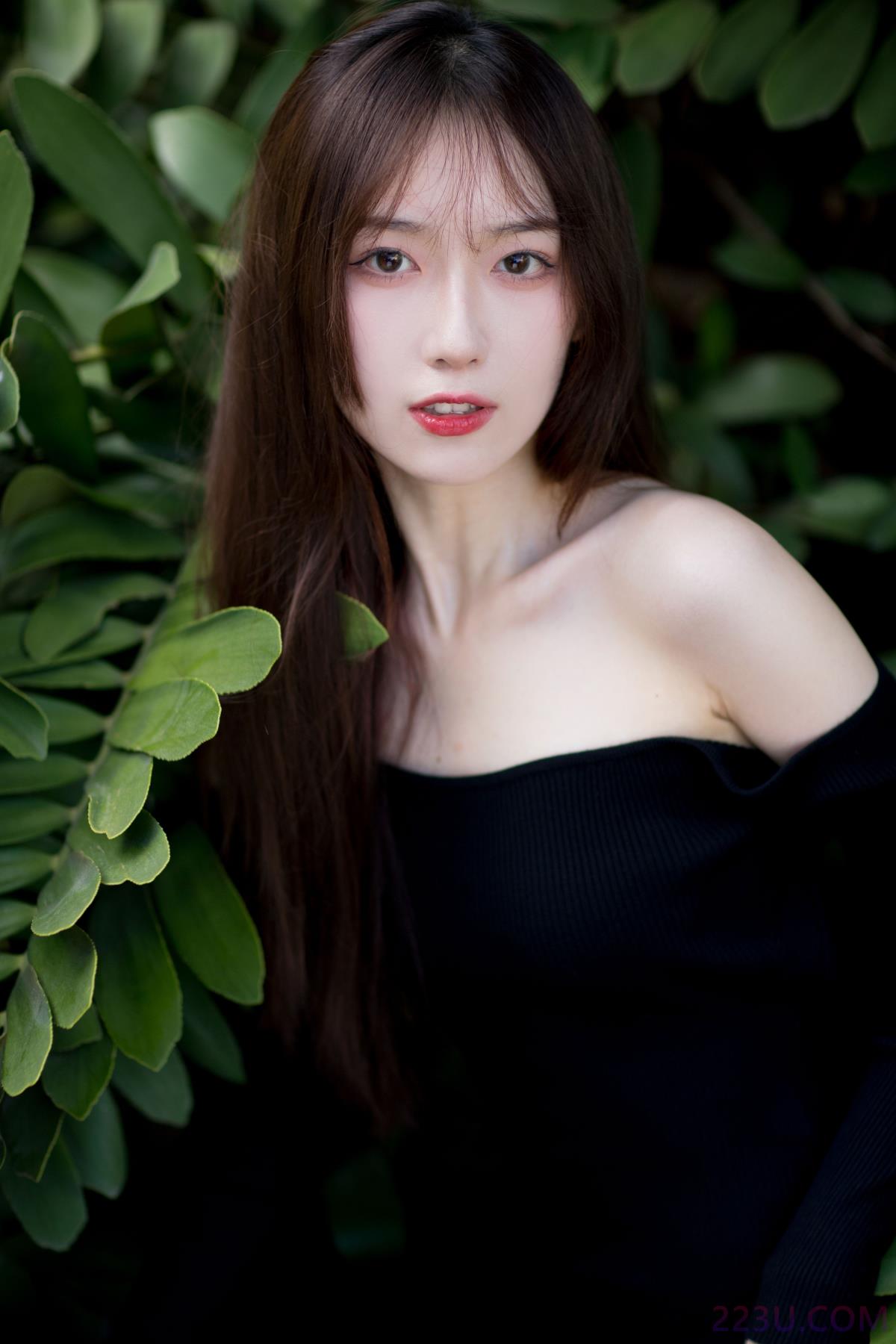 白月光 – 22P – 摄影：大千Gz – 模特：KK - 福利组
