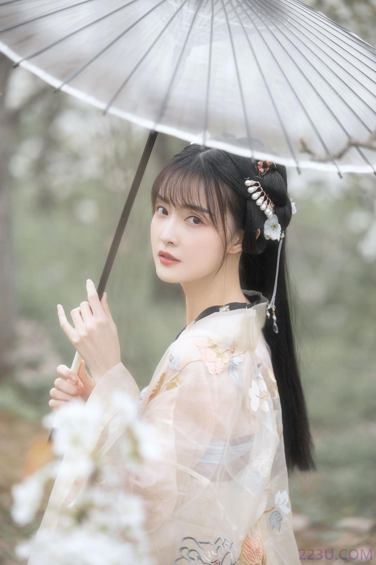 梨花 – 26P – 摄影：井月 – 模特：一一 - 福利组