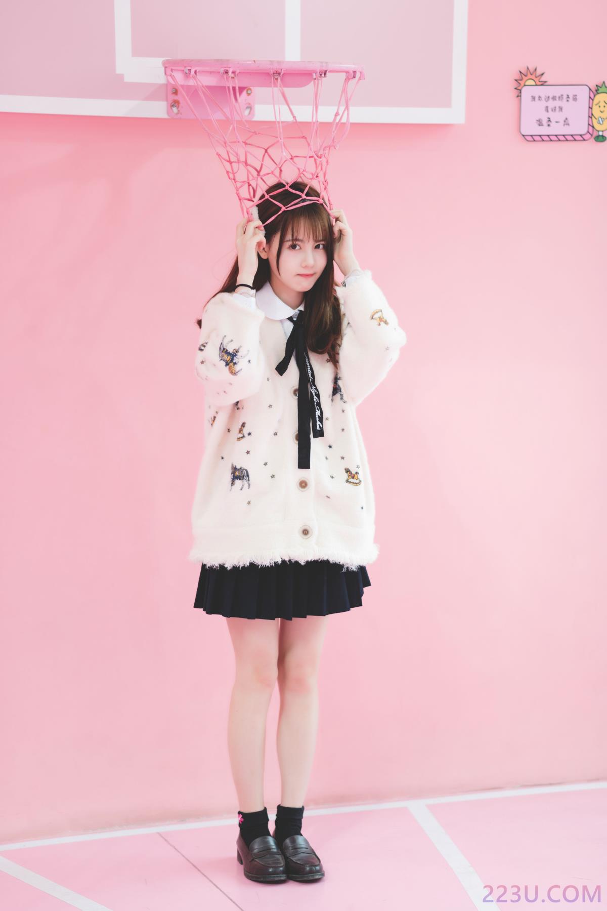 少女体育馆 – 43P – 摄影：魔颜社D叔 – 模特：梁小萌 - 福利组