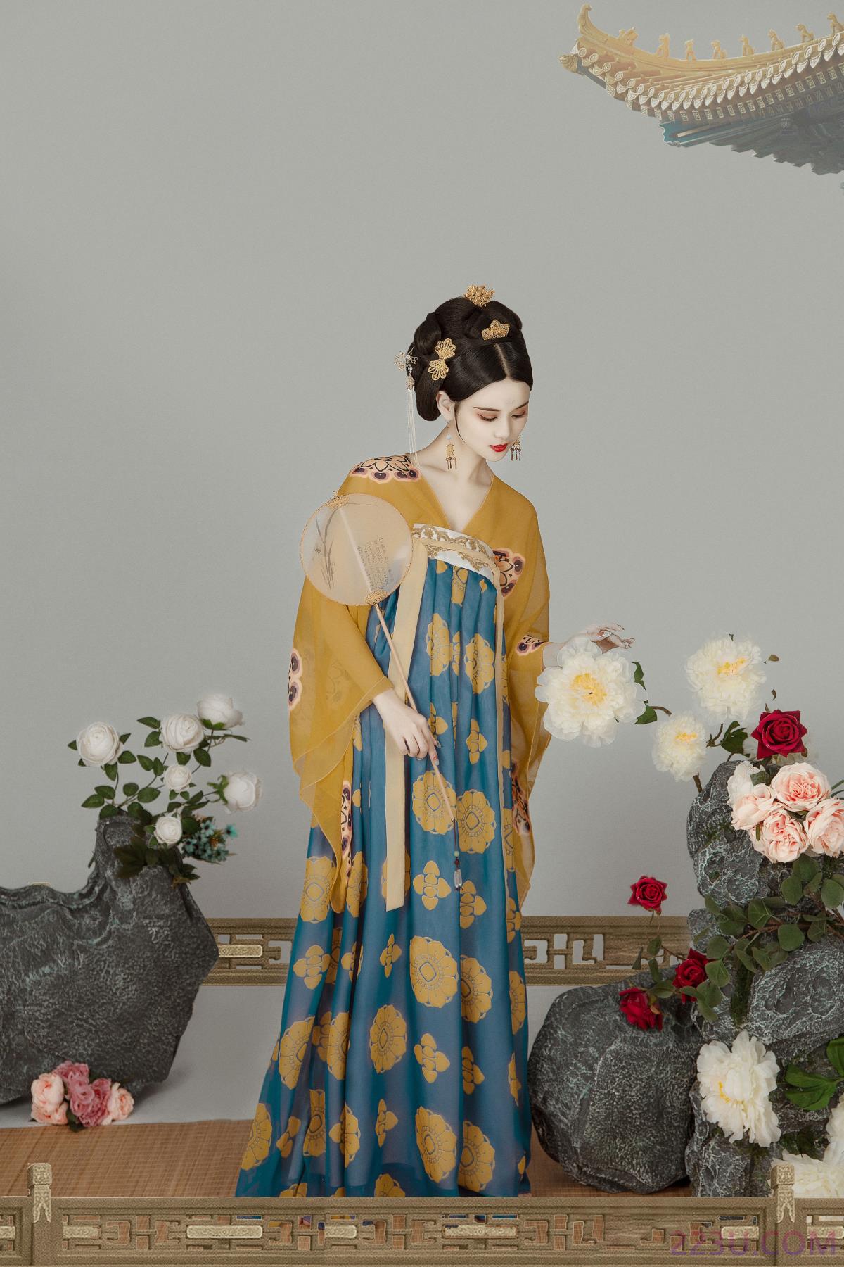 花满楼 – 20P – 摄影：@鹏叔 – 模特：欣宝 - 福利组