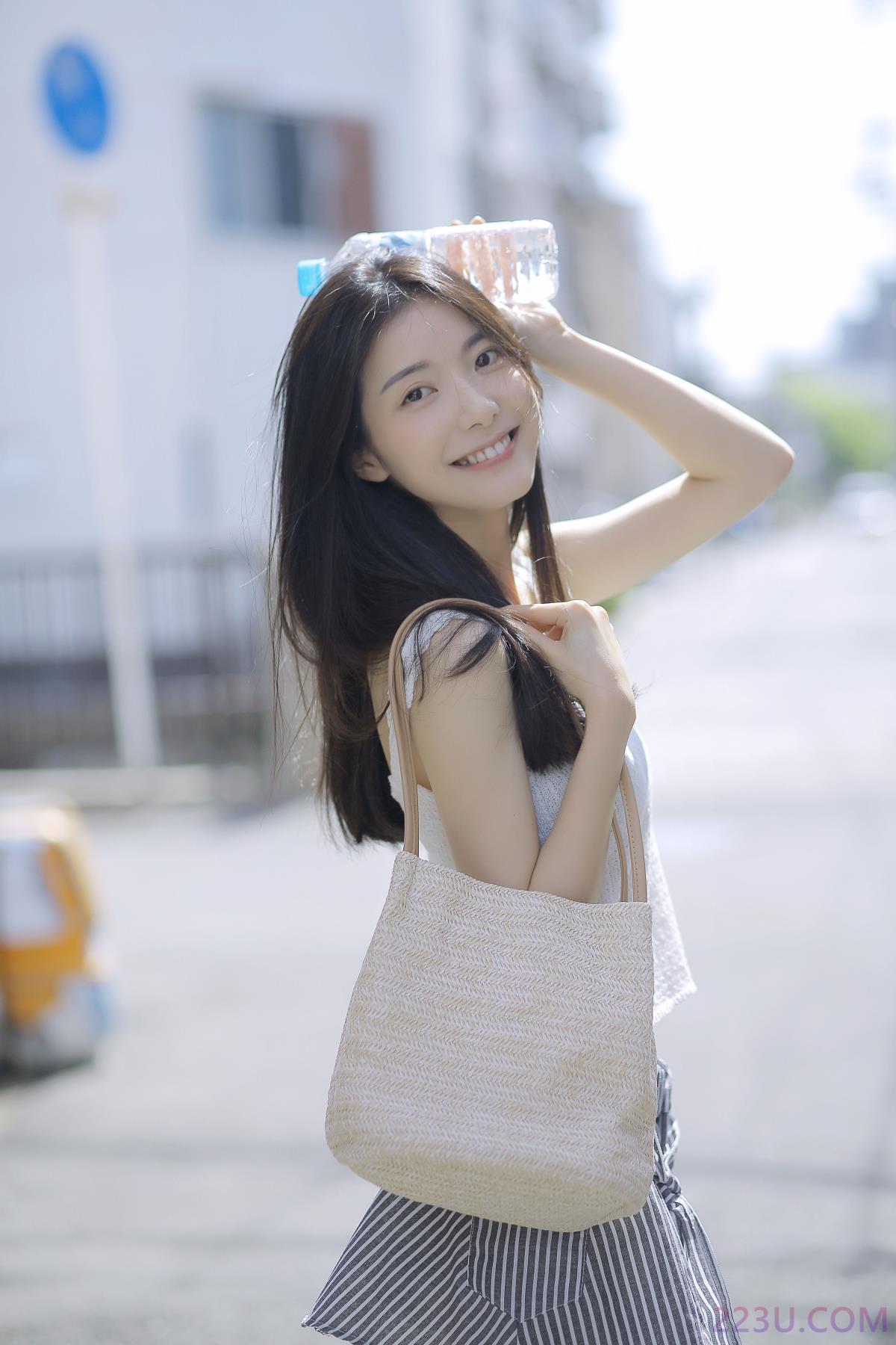 治愈女孩的笑容 – 20P – 摄影：三园猫 – 模特：偲偲 - 福利组