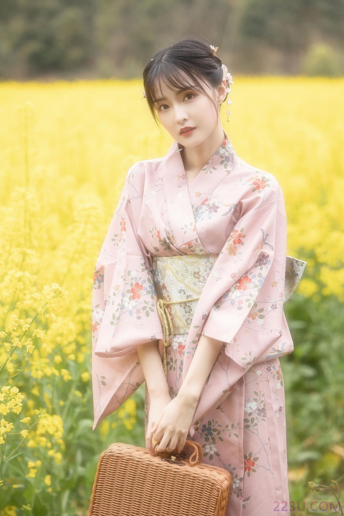 油菜花 – 24P – 摄影：井月 – 模特：一一 - 福利组