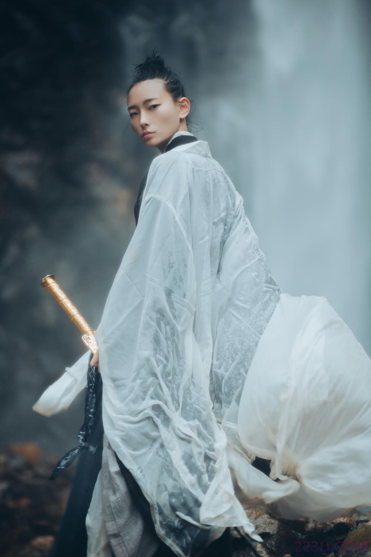 天涯陌路 – 21P – 摄影：弓长歌 – 模特：叶初婳 - 福利组