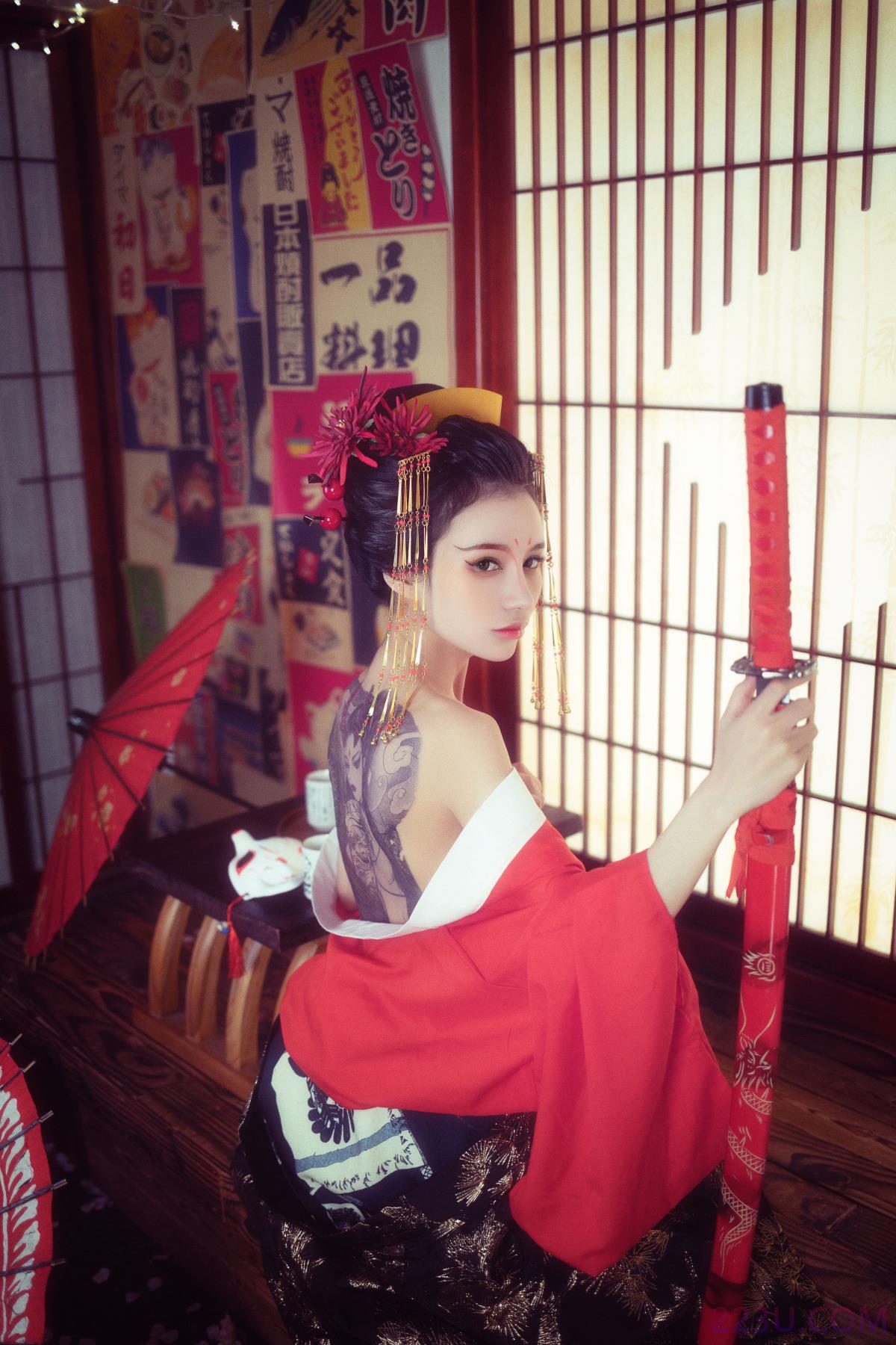 花魁 – 22P – 摄影：魔颜社D叔 – 模特：可爱温泉蛋 - 福利组