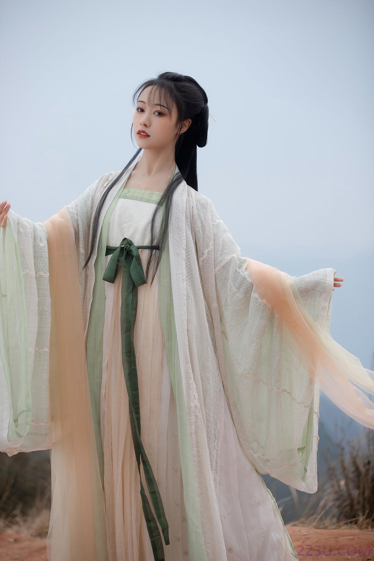 山雾 – 21P – 摄影：孙淼淼_淼淼淼淼 – 模特：梨一依 - 福利组