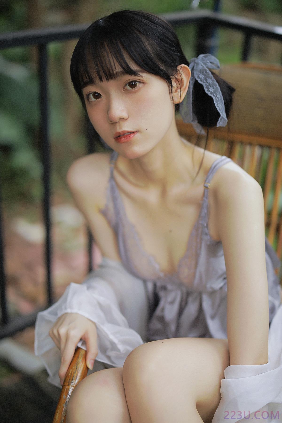 夏末的阴天 – 24P – 摄影：lon九九 – 模特：一只小熊羔w - 福利组