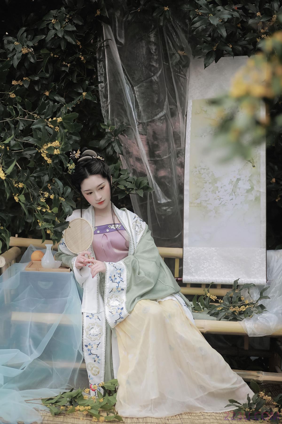 桂花酿 – 27P – 摄影：子瞬 – 模特：兮兮兮辞_ - 福利组