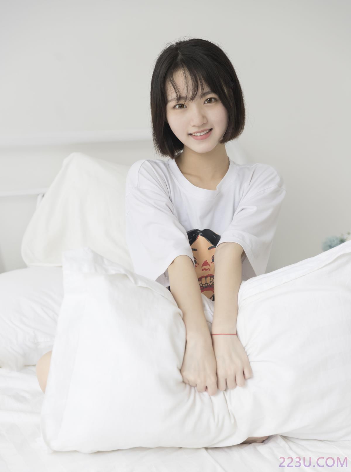 十八岁 – 21P – 摄影：大千Gz – 模特：二妹aa - 福利组