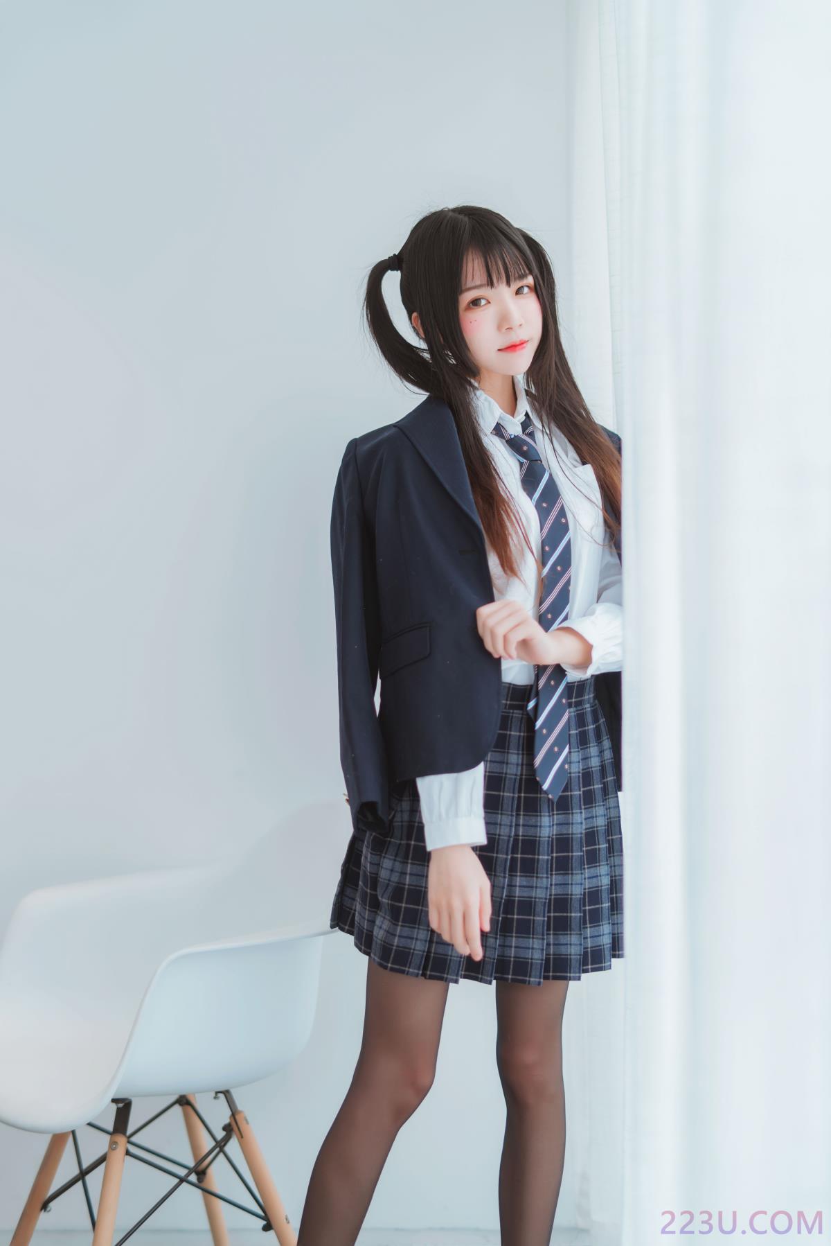 咖啡厅JK少女 – 38P – 摄影：西瓜呆毛汪 – 模特：桜桃喵 - 福利组