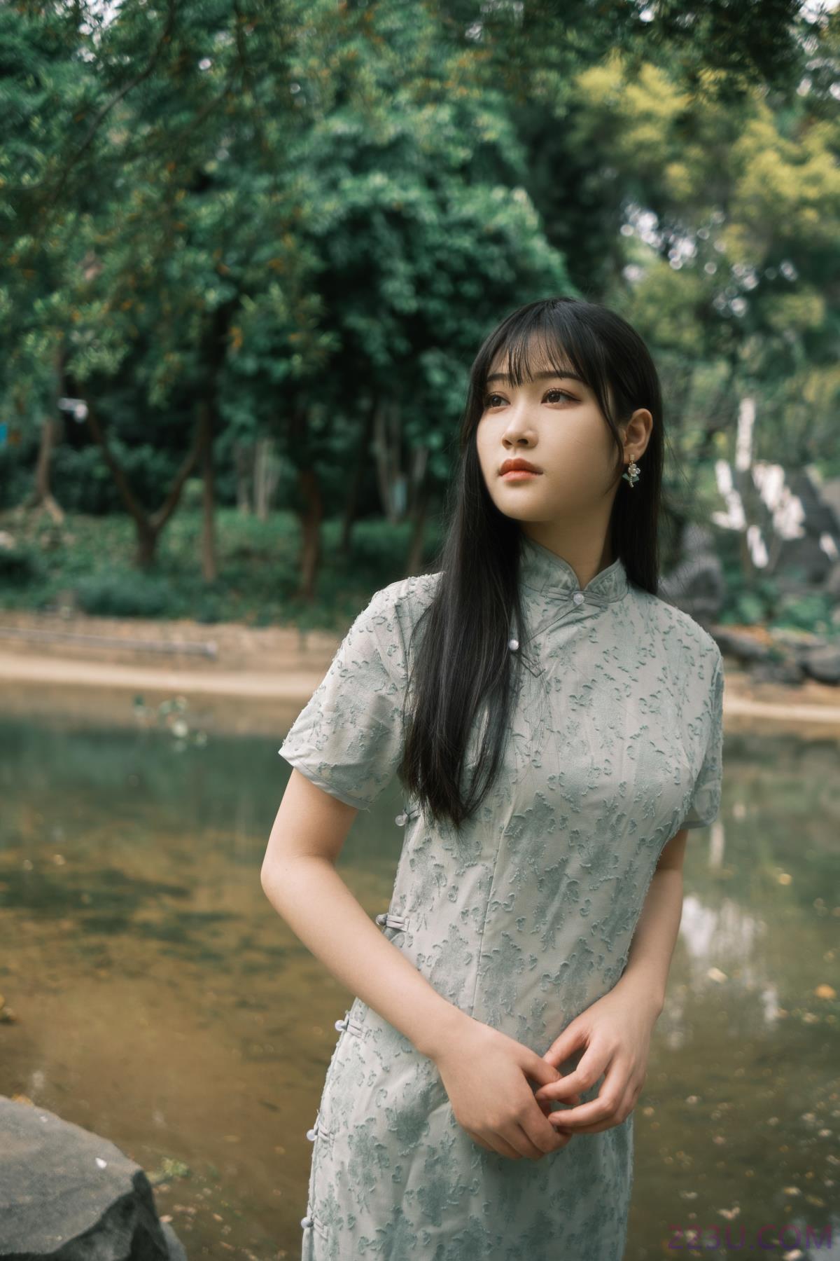 丁香一样的姑娘 – 32P – 摄影：指尖风月 – 模特：呆呆 - 福利组
