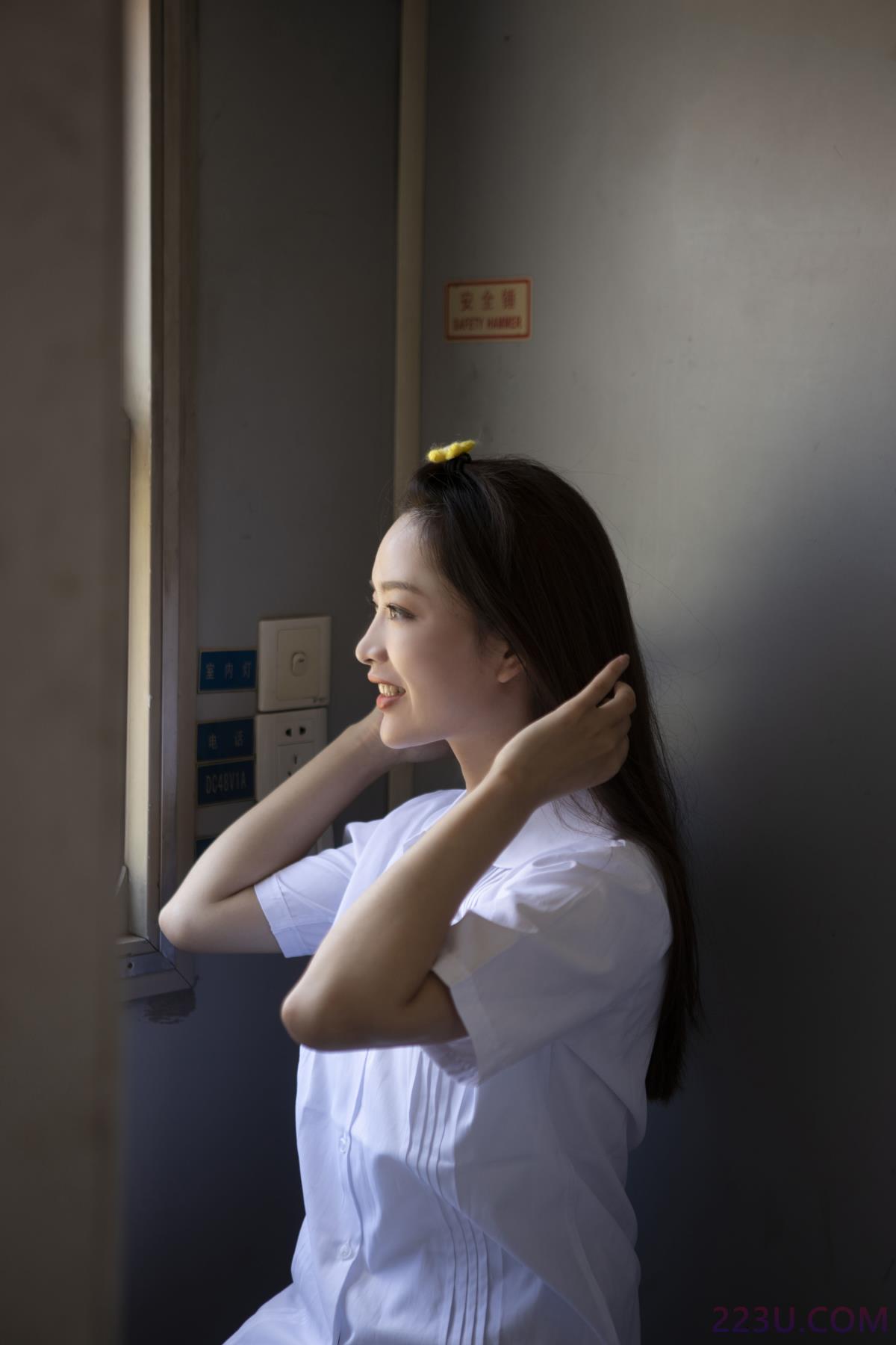 那个看到你就傻笑的人 – 23P – 摄影：BENLEON – 模特：Soooonely - 福利组