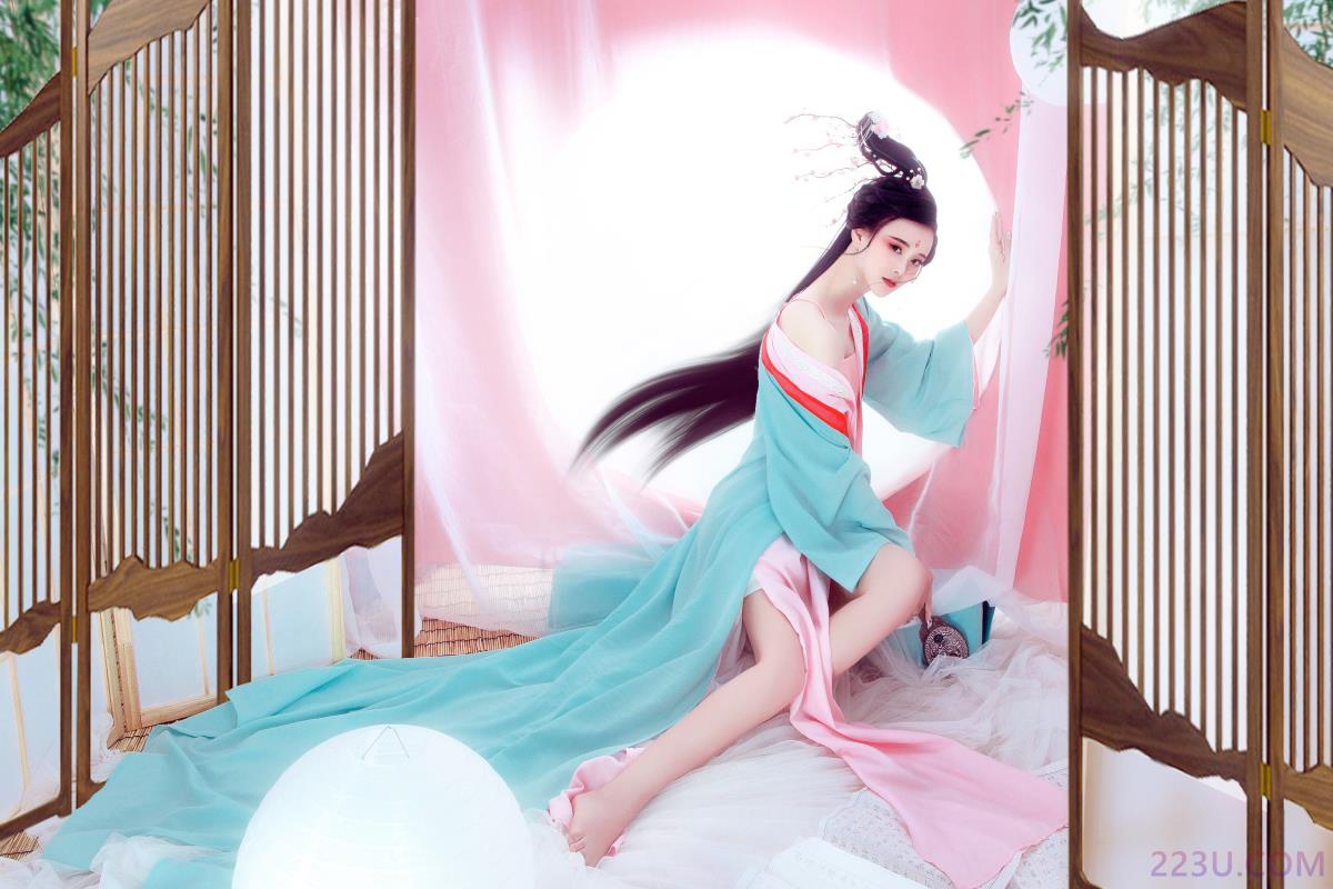 花非花 – 20P – 摄影：@鹏叔 – 模特：欣宝 - 福利组