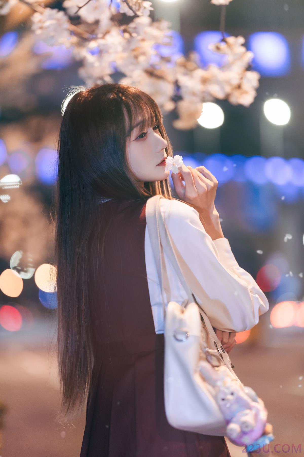 邂逅樱花雨 – 20P – 摄影：雷斯写真集 – 模特：兔子Zzz不吃胡萝卜 - 福利组