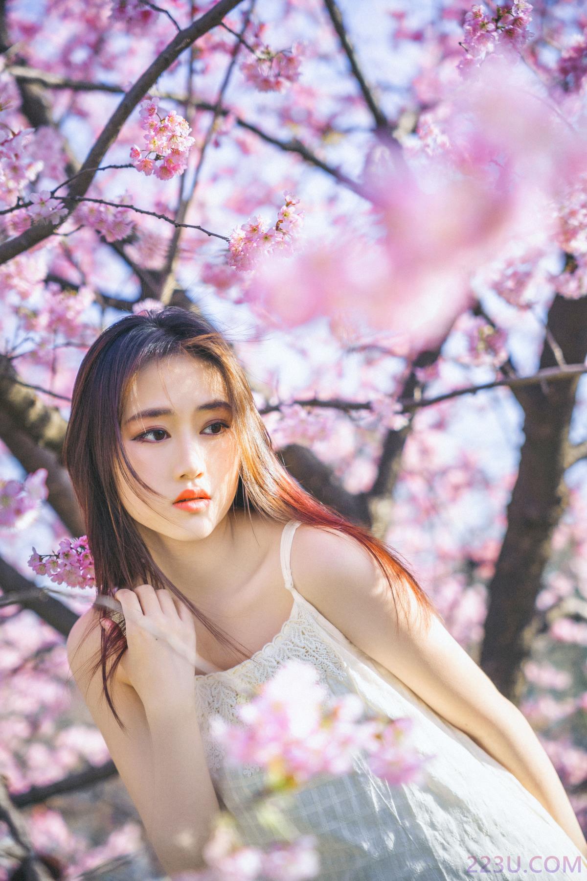 樱花物语 – 20P – 摄影：随遇 – 模特：乐乐 - 福利组