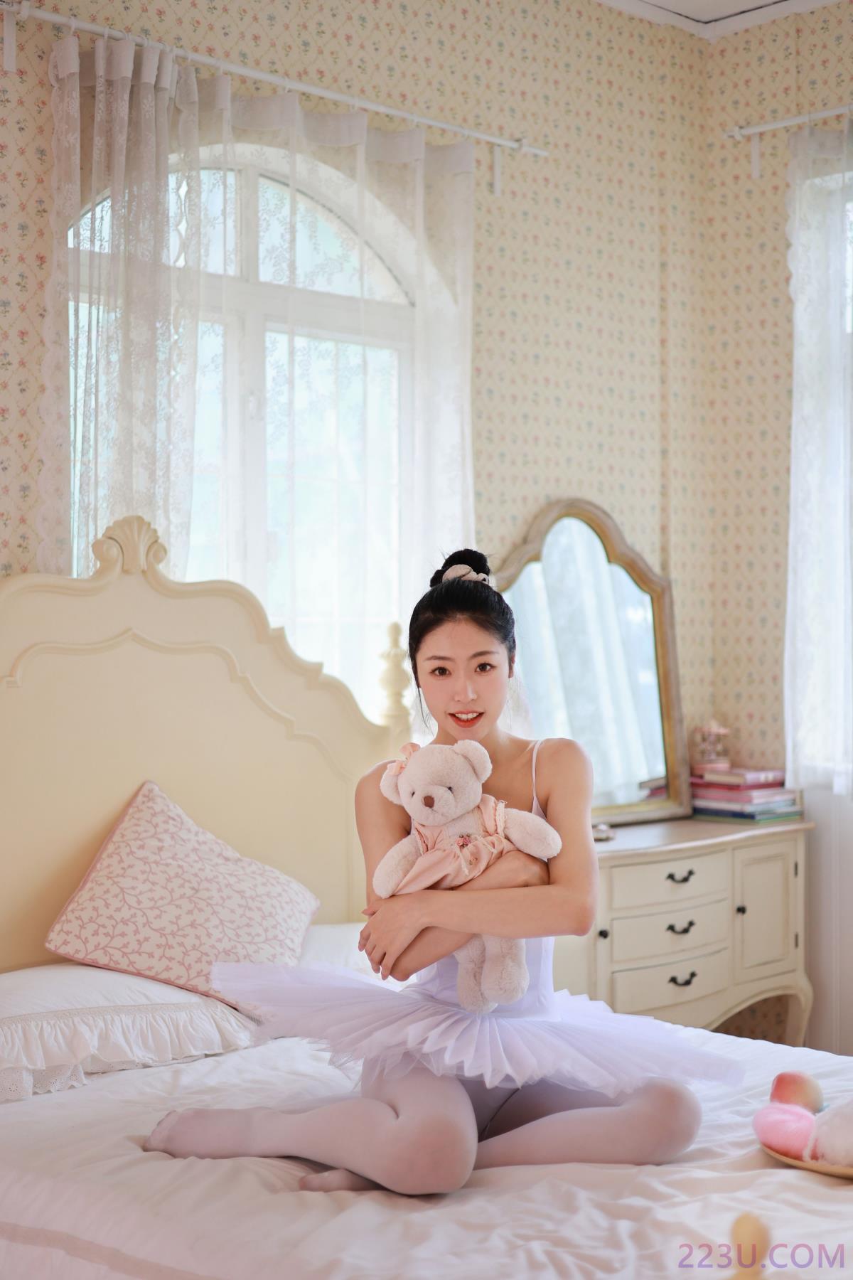 芭蕾少女 – 30P – 摄影：大千Gz – 模特：莎莎 - 福利组