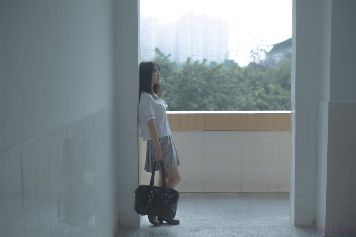 迷雾校园 – 18P – 摄影：裕奇学长 – 模特：紫卿 - 福利组