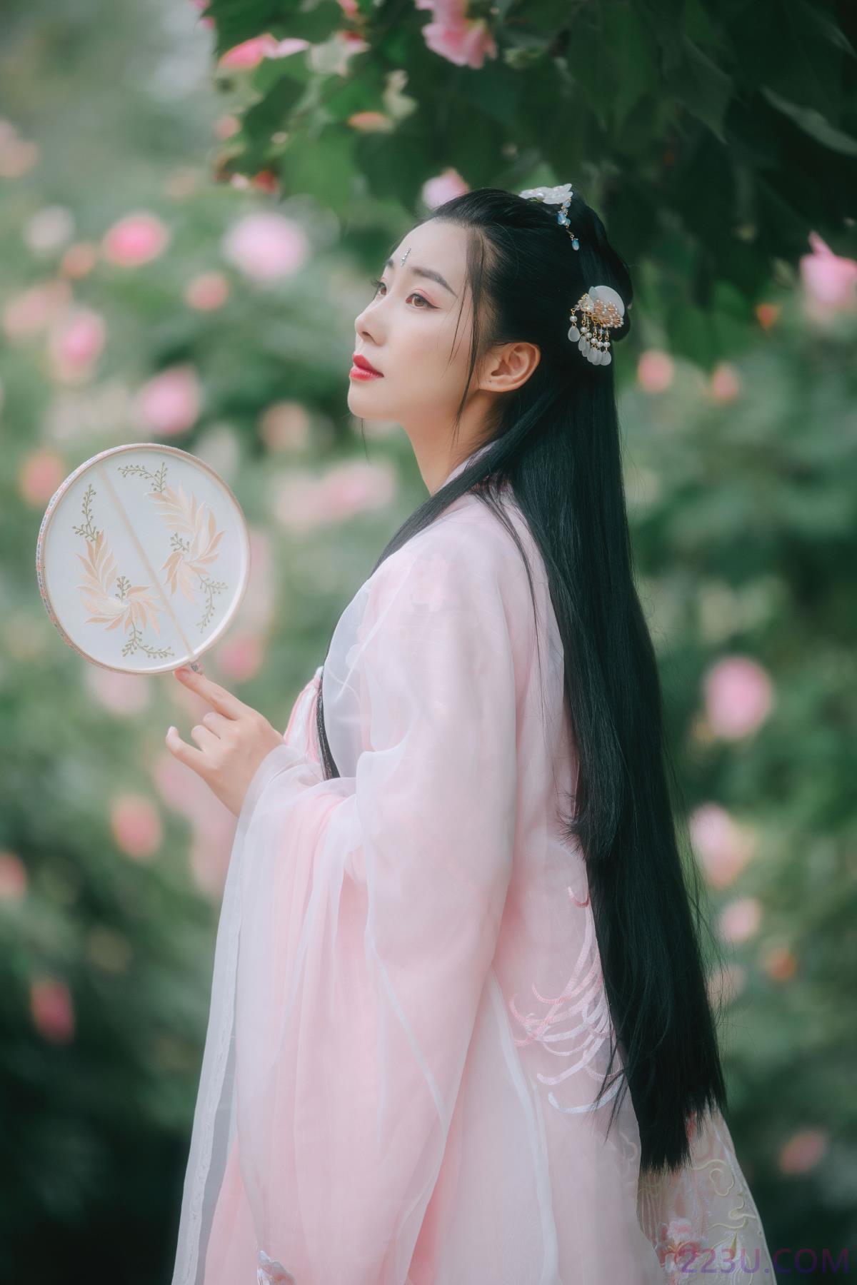 粉蝶 – 20P – 摄影：米木兮 – 模特：木哥 - 福利组