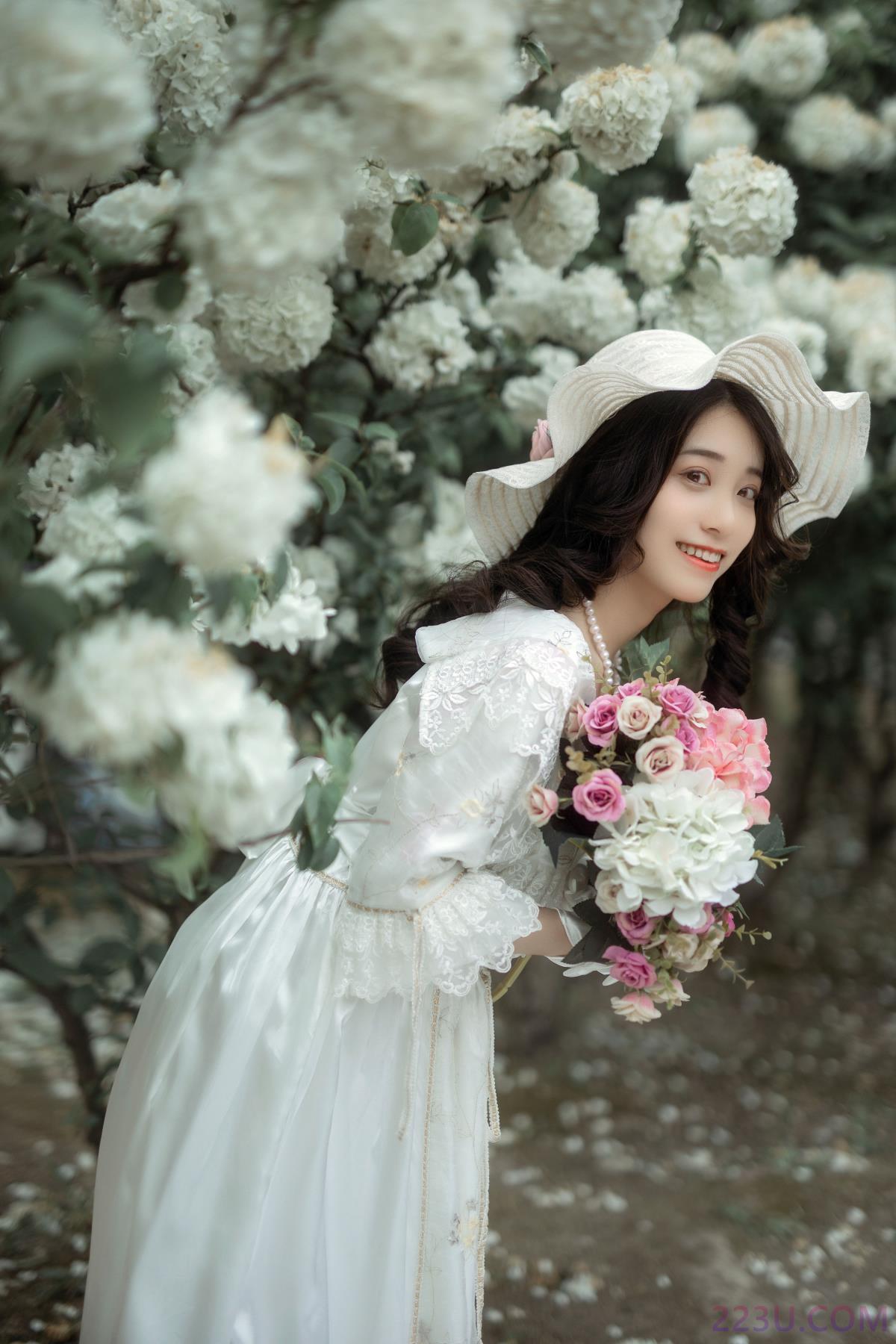 春 – 19P – 摄影：花间 – 模特：小清菡呀 - 福利组