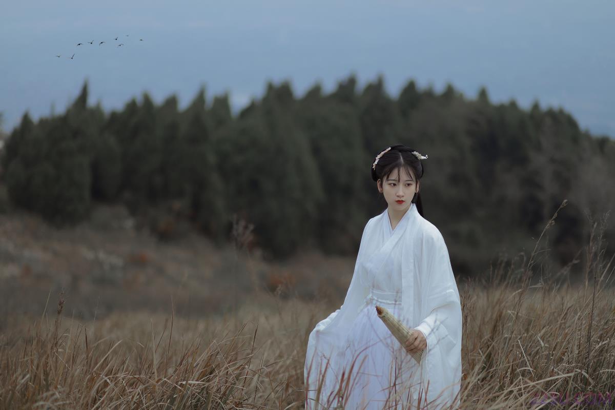 山河故人 – 28P – 摄影：六月月月er – 模特：半夏夏夏 - 福利组
