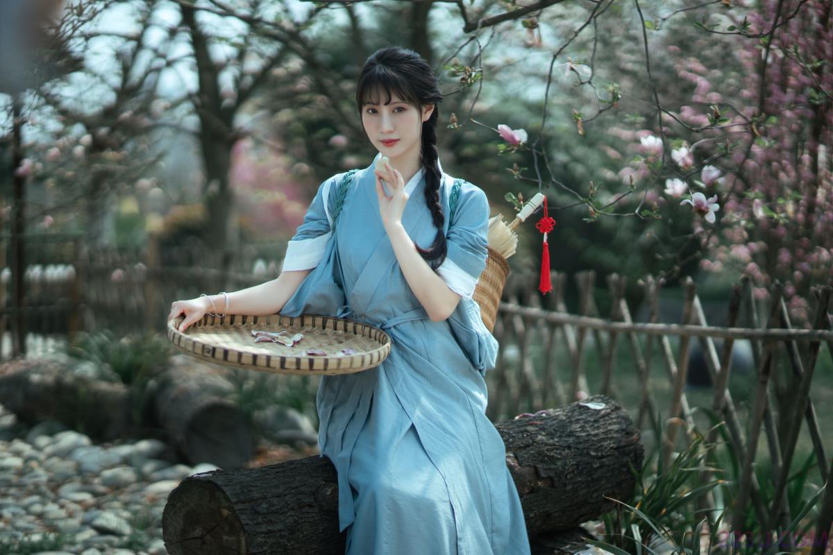 春花落 – 33P – 摄影：摄影师不可说 – 模特：初茶 - 福利组