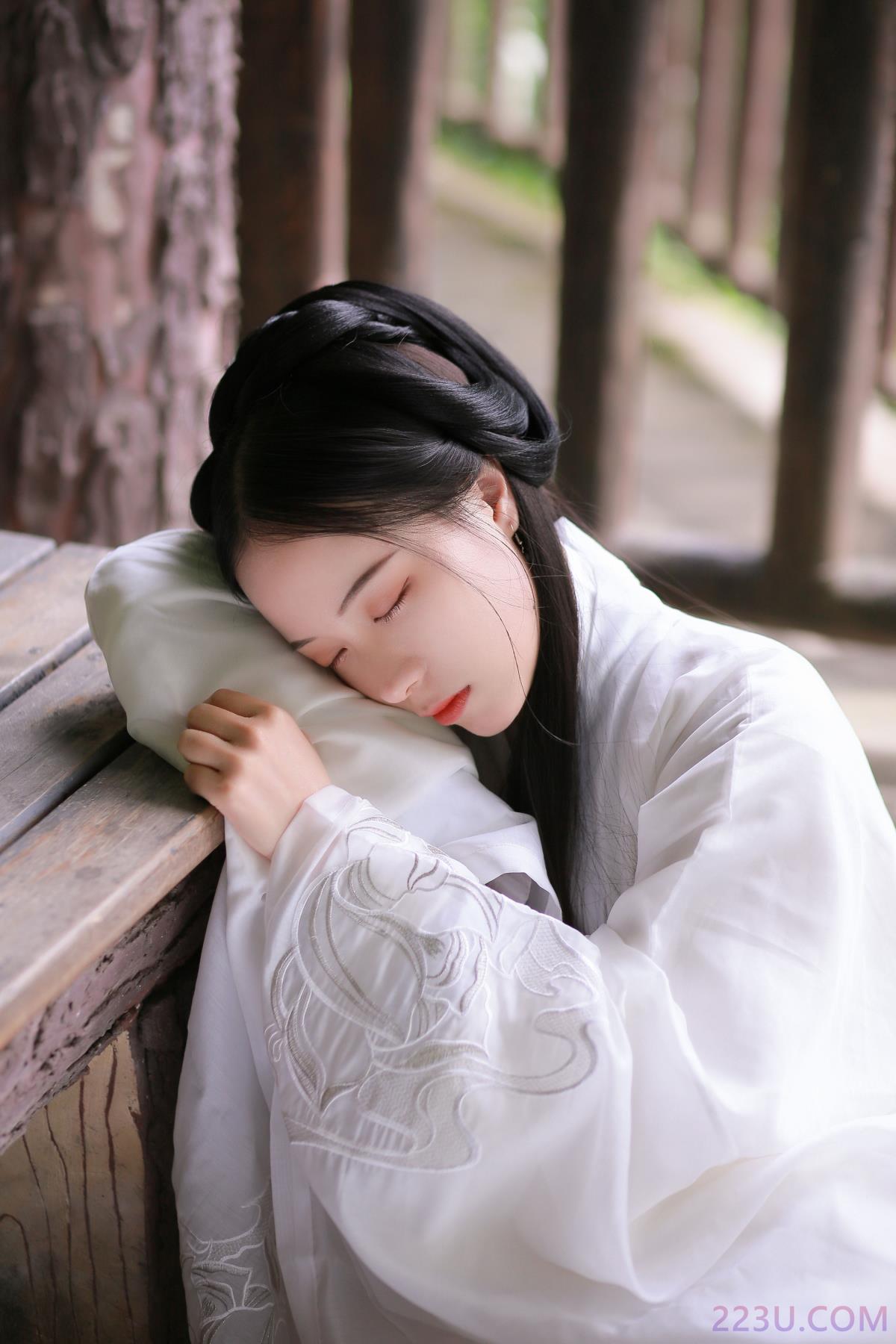 西南风 – 23P – 摄影：苏墨Taro – 模特：花泽阮阮 - 福利组