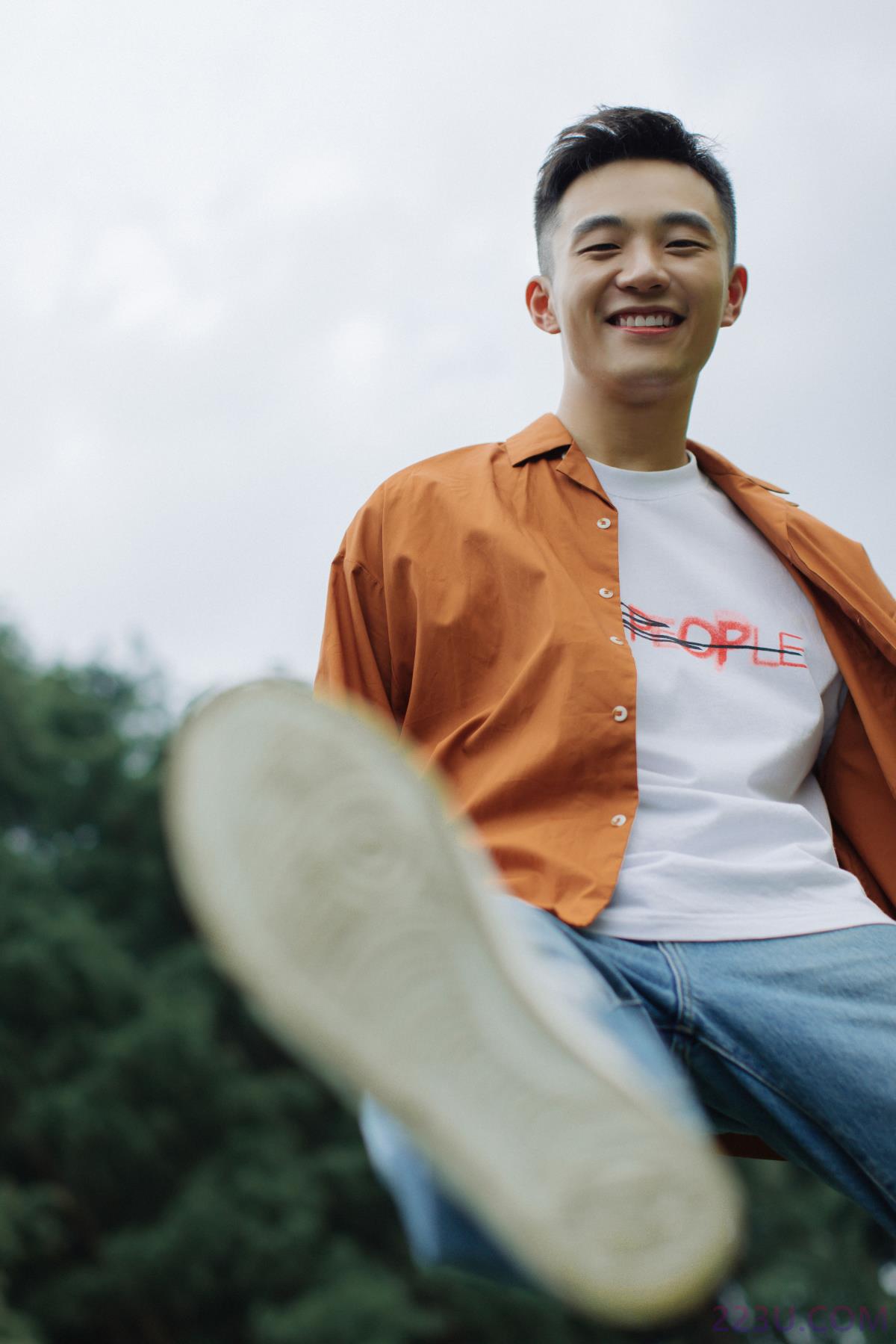 大男孩 – 20P – 摄影：白杨 – 模特：活烦 - 福利组
