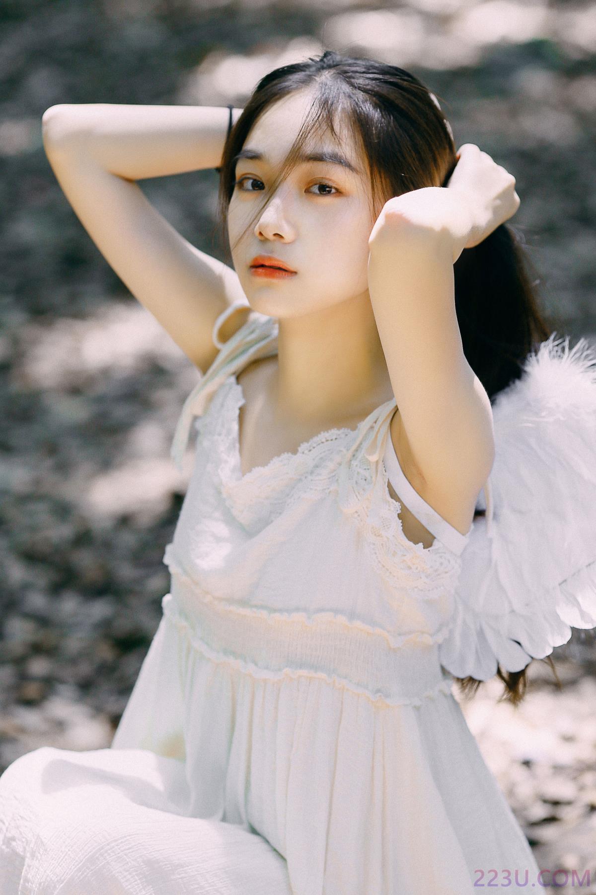 挥着翅膀的女孩 – 23P – 摄影：芥茉 – 模特：我不刷鸟 - 福利组