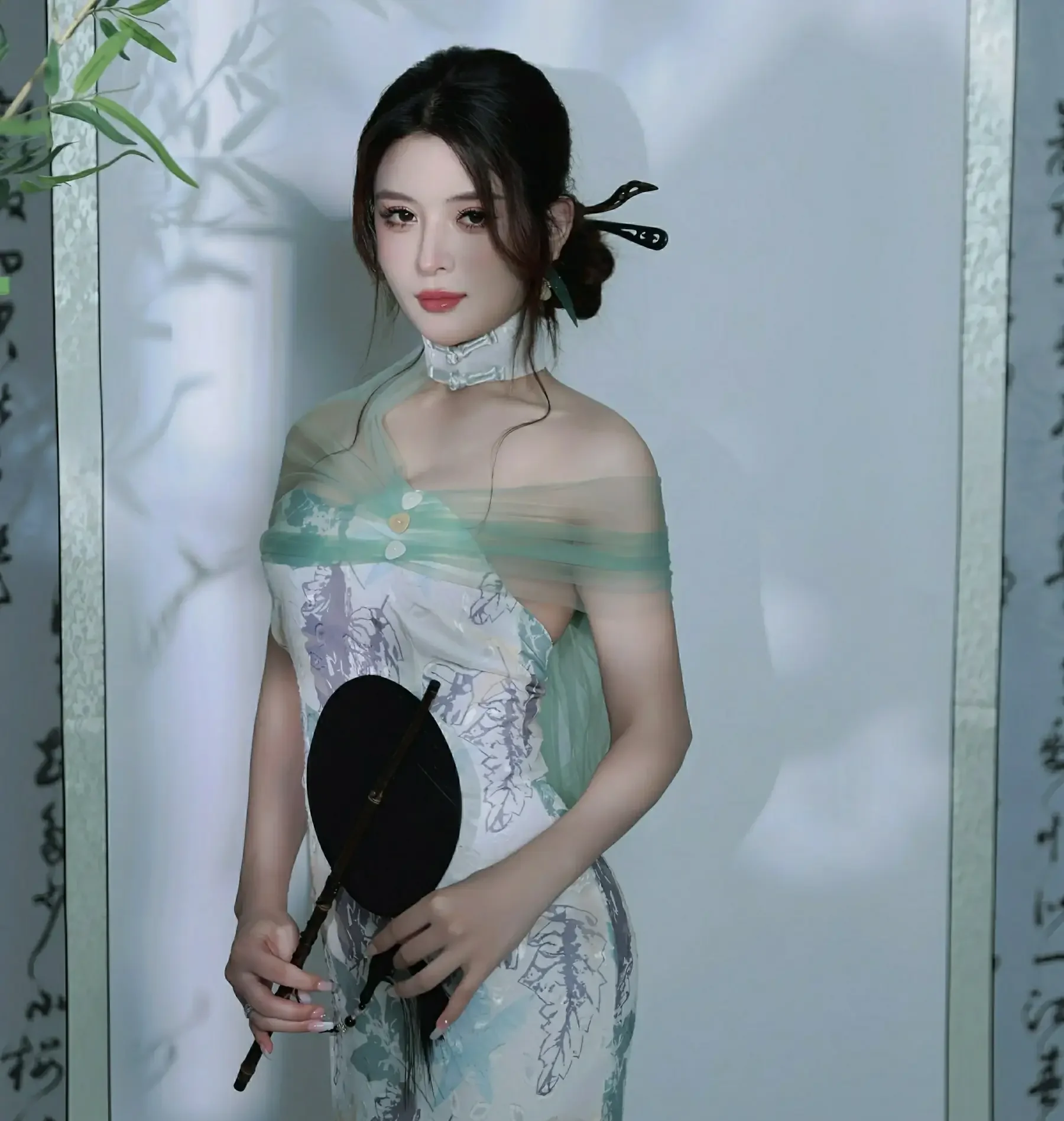 秀人网 No.10694 阿依莎 [82P]|图集秀